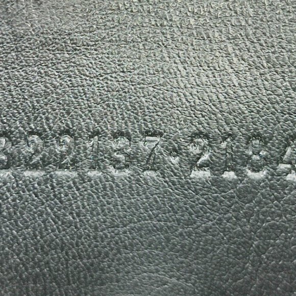 GUCCI Key Case Logo Plate Leather Authentic USED - Picture 6 of 10